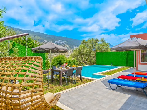  gece  -  Kasım
  | Kalkan İslamlar'da Jakuzili, Muhafazakar Villa: Doğayla İç İçe Tatil